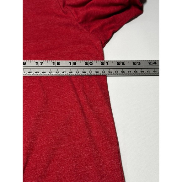 University of WISCONSIN Badgers T Shirt Adult XL Red SS Cotton Poly Blend E5 NEW - Picture 6 of 9